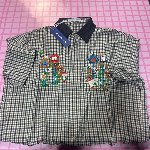 New w/tag Aelfric Eden plaid embroidered buttoned Shirt with Dark Collar - Picture 2 of 8